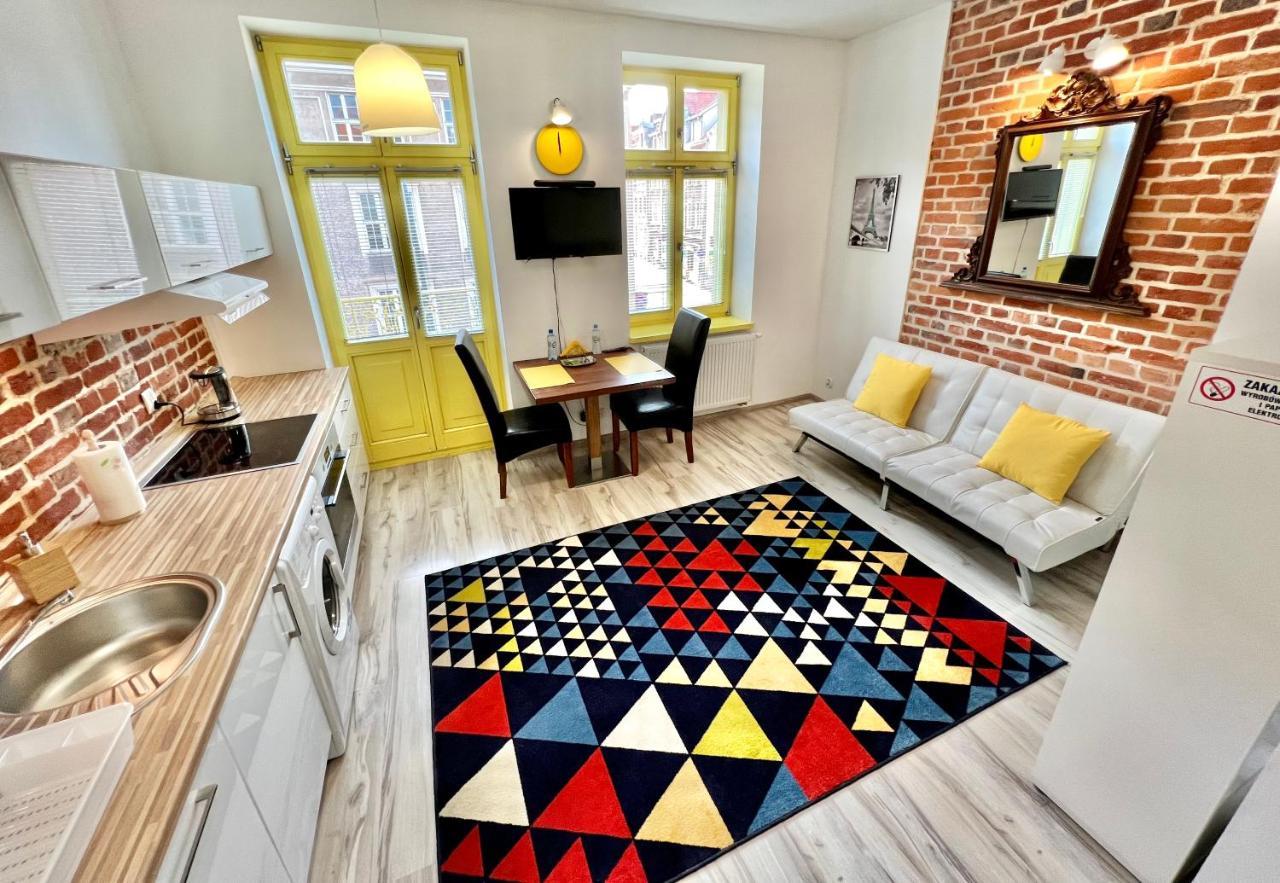 Red&Yellow Apartments Centrum Olsztyn  Exterior photo